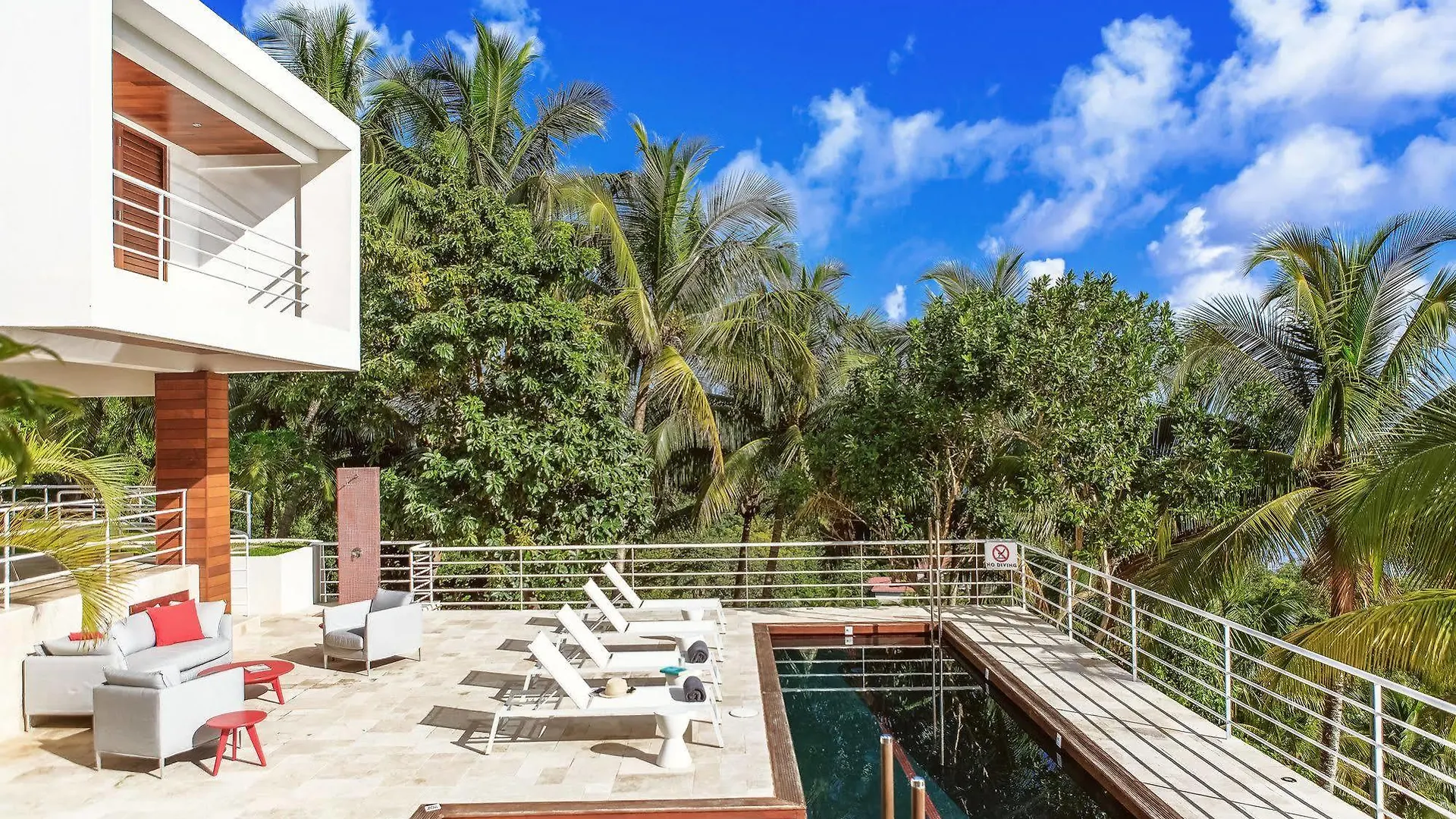 Cocosan Villa Drapers